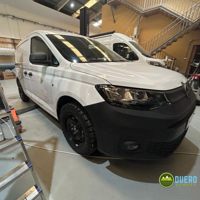 Mejoras en furgonetas de empresa nuevas en Taller Duero Camper
