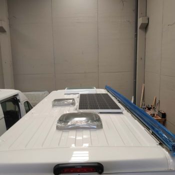 panel solar claraboya furgoneta camperizada duero camper valladolid