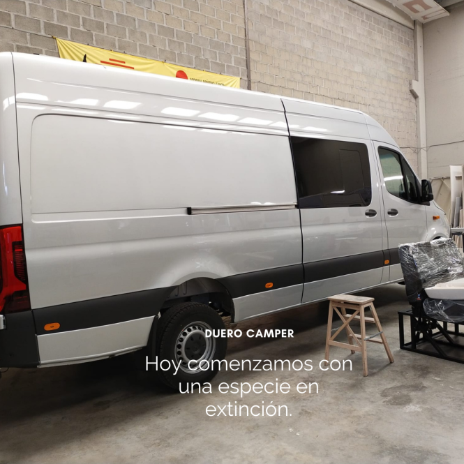 camperización de la furgoneta Mercedes-Benz Sprinter 419 4x4.