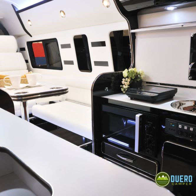 Diseño de muebles para furgoneta camper en Duero Camper Valladolid